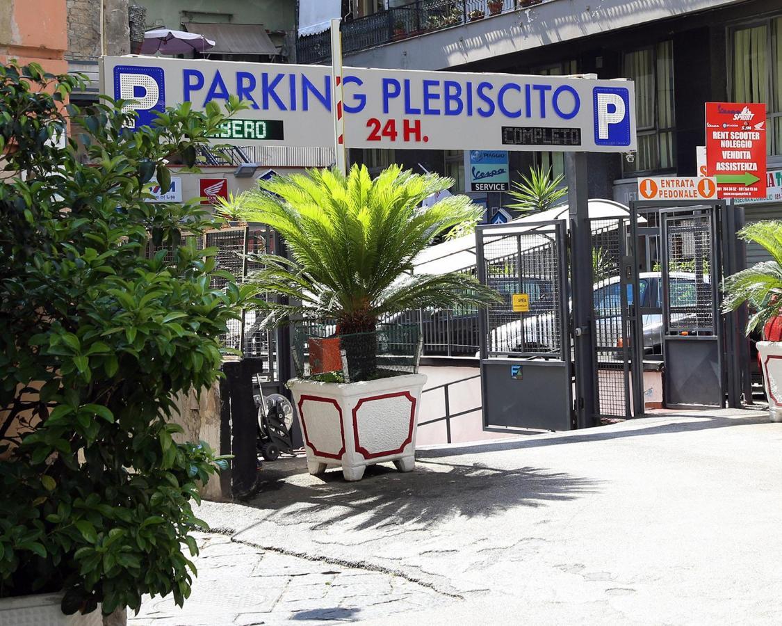 Plebiscitum 2.0 Bed & Breakfast Naples